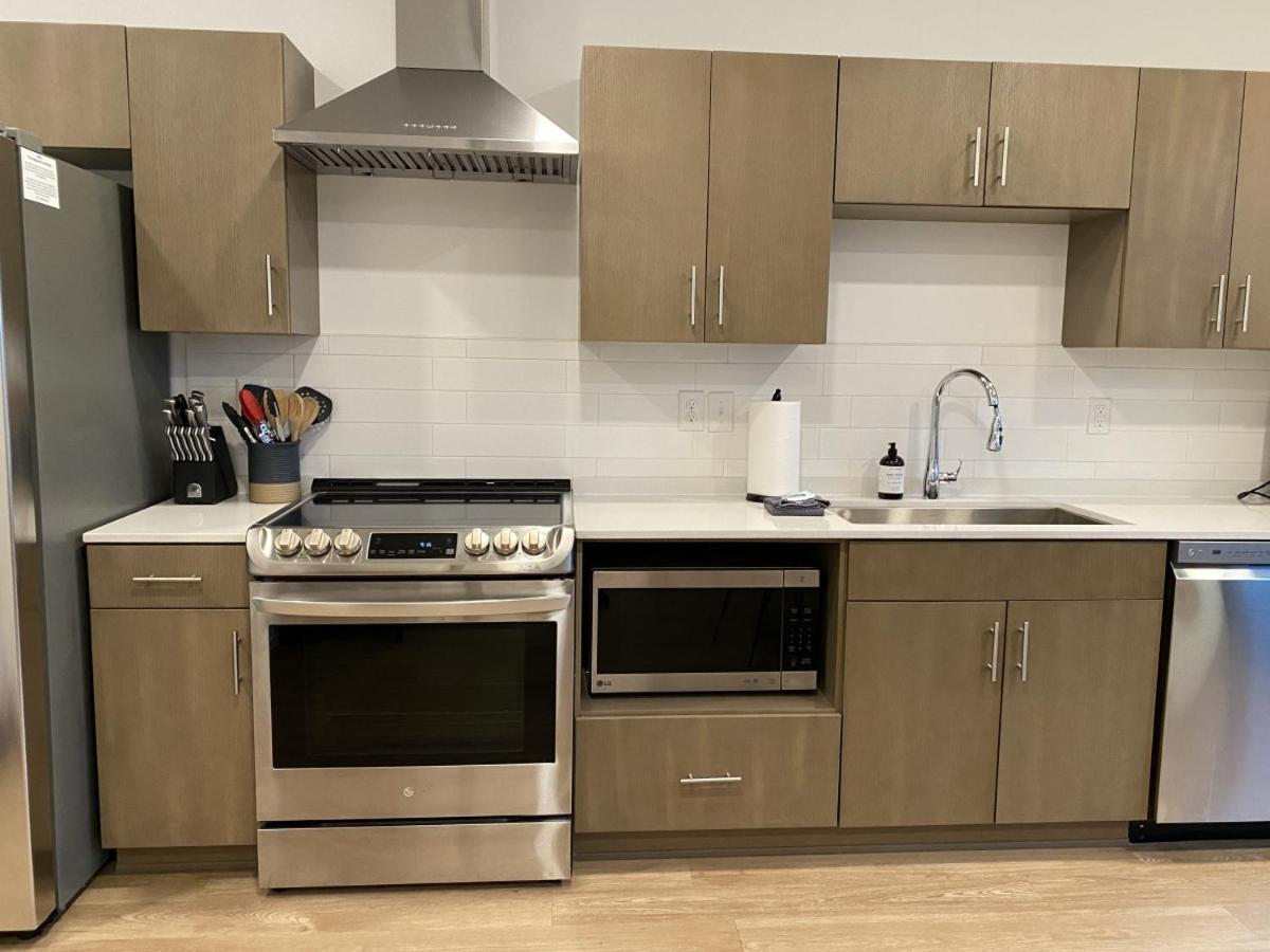 Вилла Gulch Located With 4 Beds, Pool, Private Patio And Secure Parking Нэшвилл Экстерьер фото